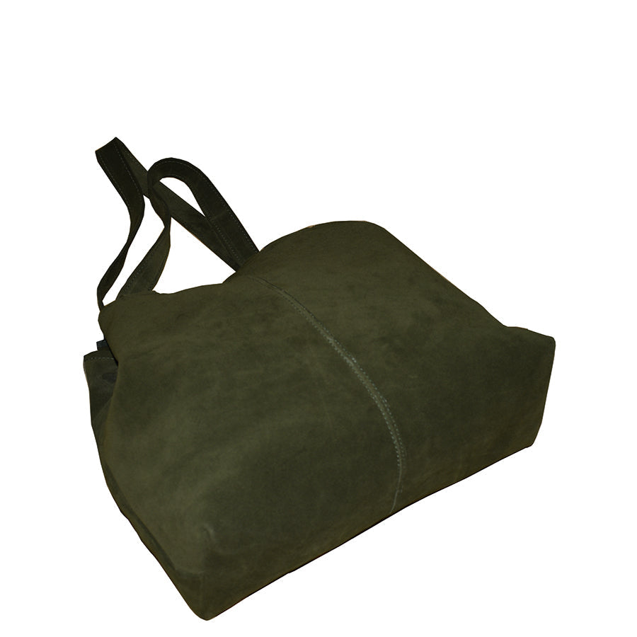 תיק נשיאה מעור זמש ירוק זית גדול בשילוב רצועות תליה על הכתף