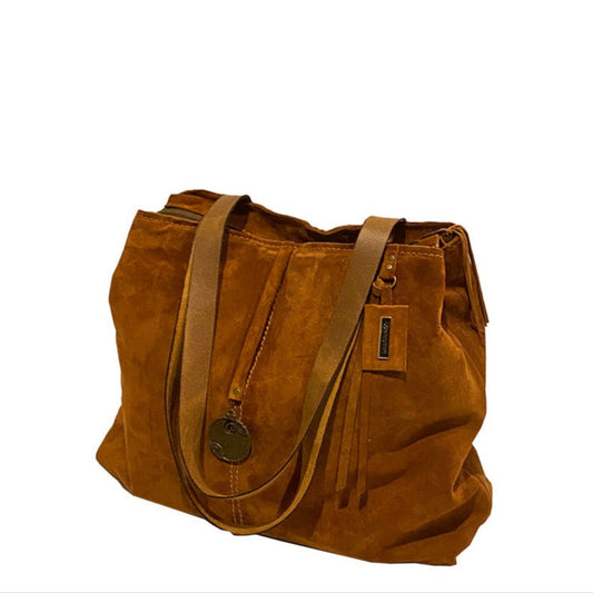 תיק עור גדול זמש בגוון חום דבש