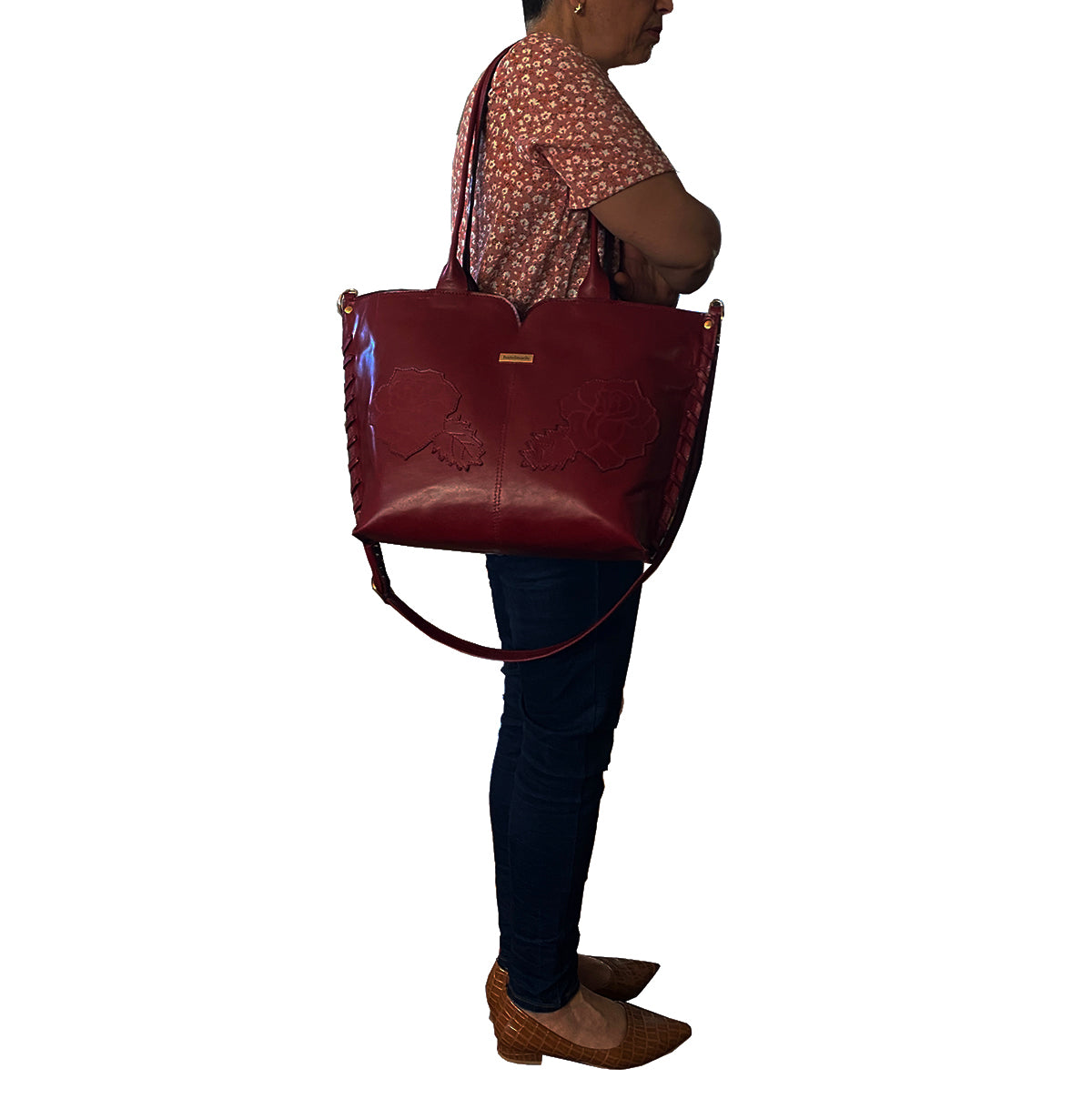 תיק עור איטלקי בורדו עמוק עם הטבעת שושנים