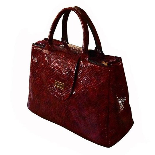 תיק יד מעור איטלקי אלגנט שיק בגוון בורדו מבריק