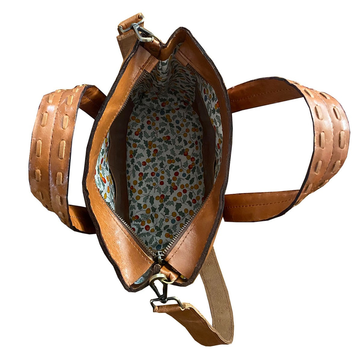 תיק גב רטרו עם ידיות קלועות בעור חום דובדבן