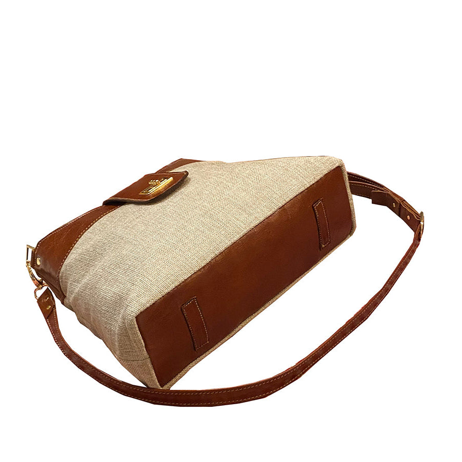 תיק בד בז' בשילוב עור חום אדמדם