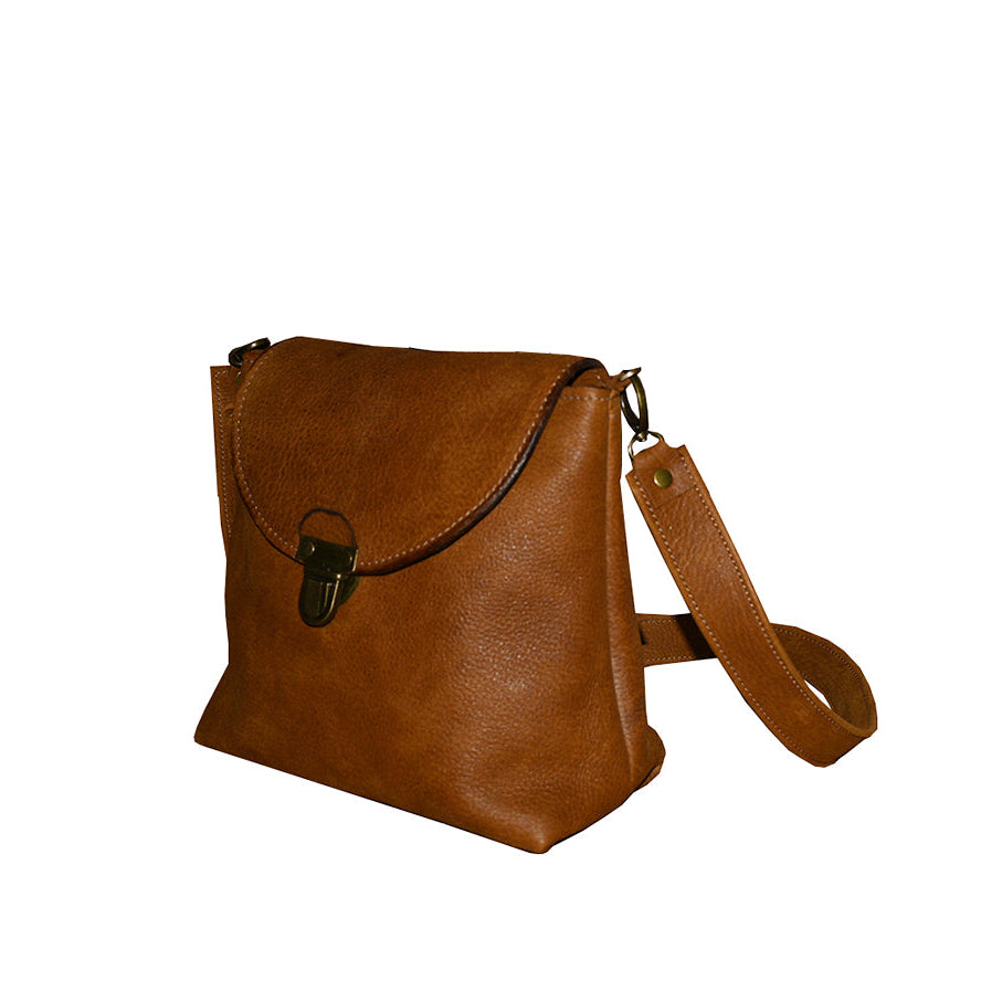 תיק צד מעור חום דבש איטלקי אותנטי מחוייט עם אבזם רטרו